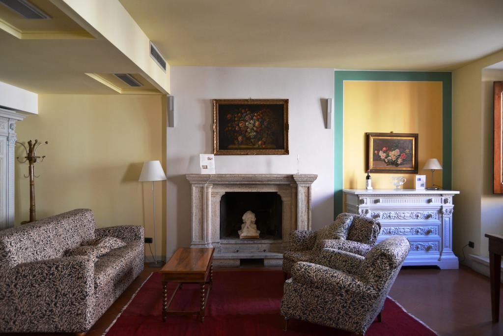 Casa Lemmi Guest House ซันกีรีโกดอร์เชีย ห้อง รูปภาพ